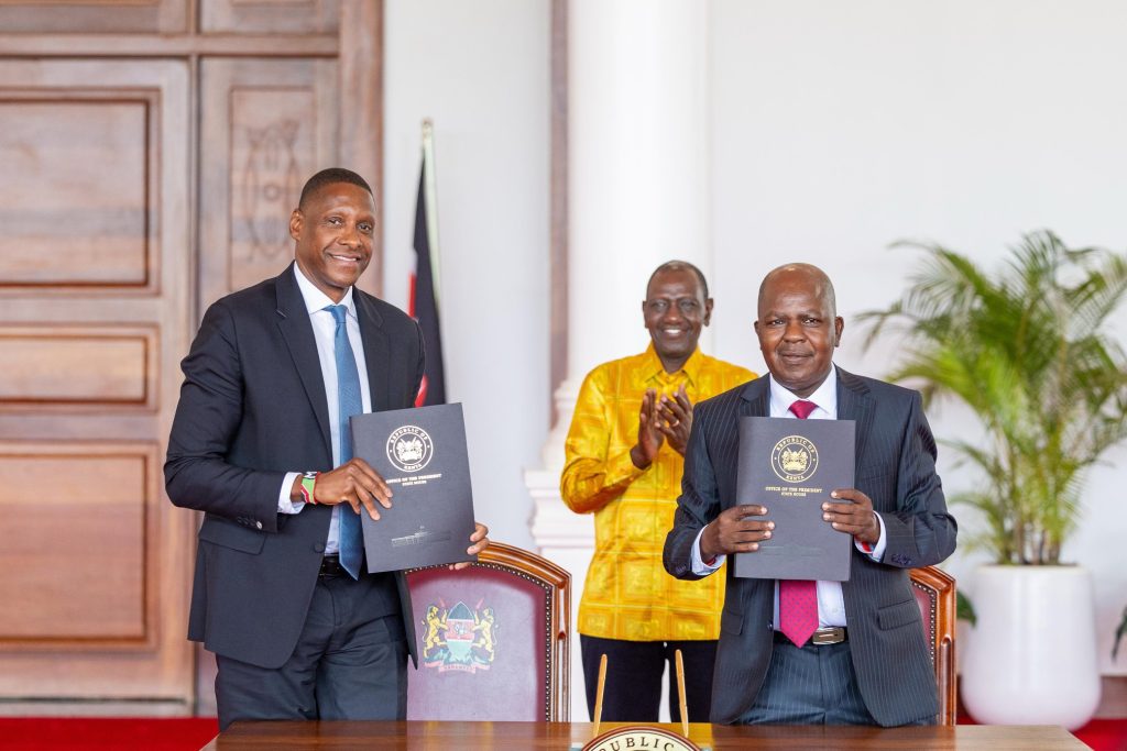President William Ruto oversees the official signing of a lease agreement between Zaria Group and Kenya Railways Corporation at State House in Nairobi